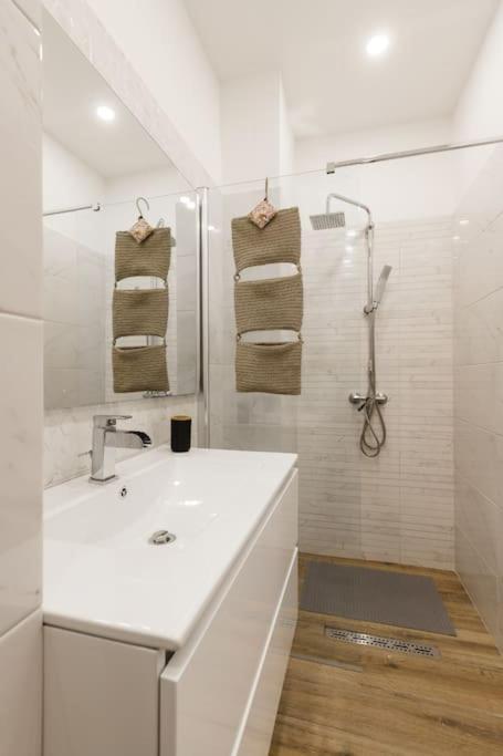 Joy City Stay Piatra Craiului 8 Τιμισοάρα Εξωτερικό φωτογραφία